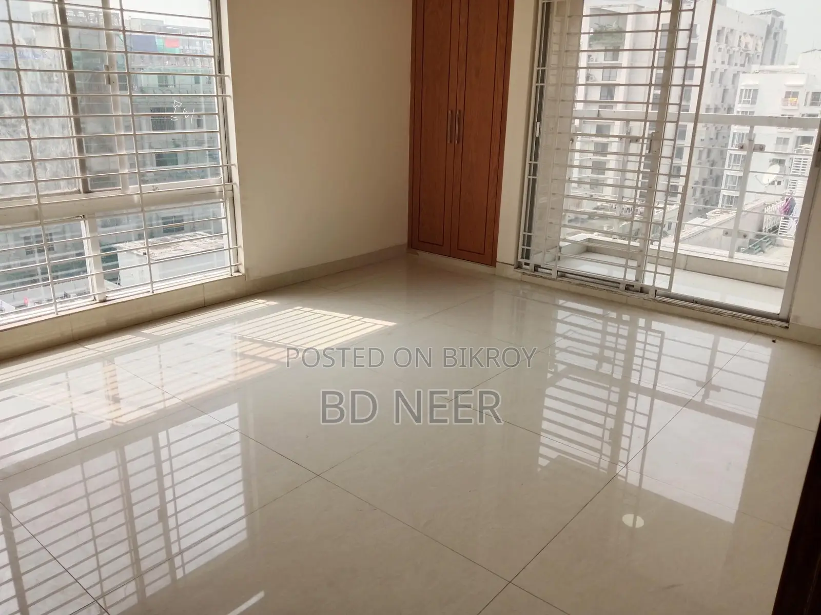 Very well semi furnish 4 Bed room have gym apt rent in Gulshan 1