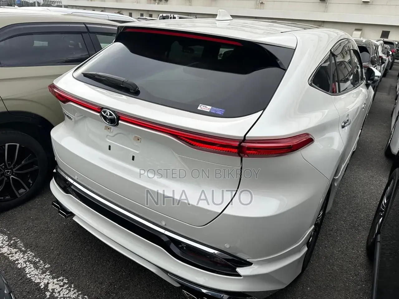 Toyota Harrier Z LEATHER NONHYBRID 2021