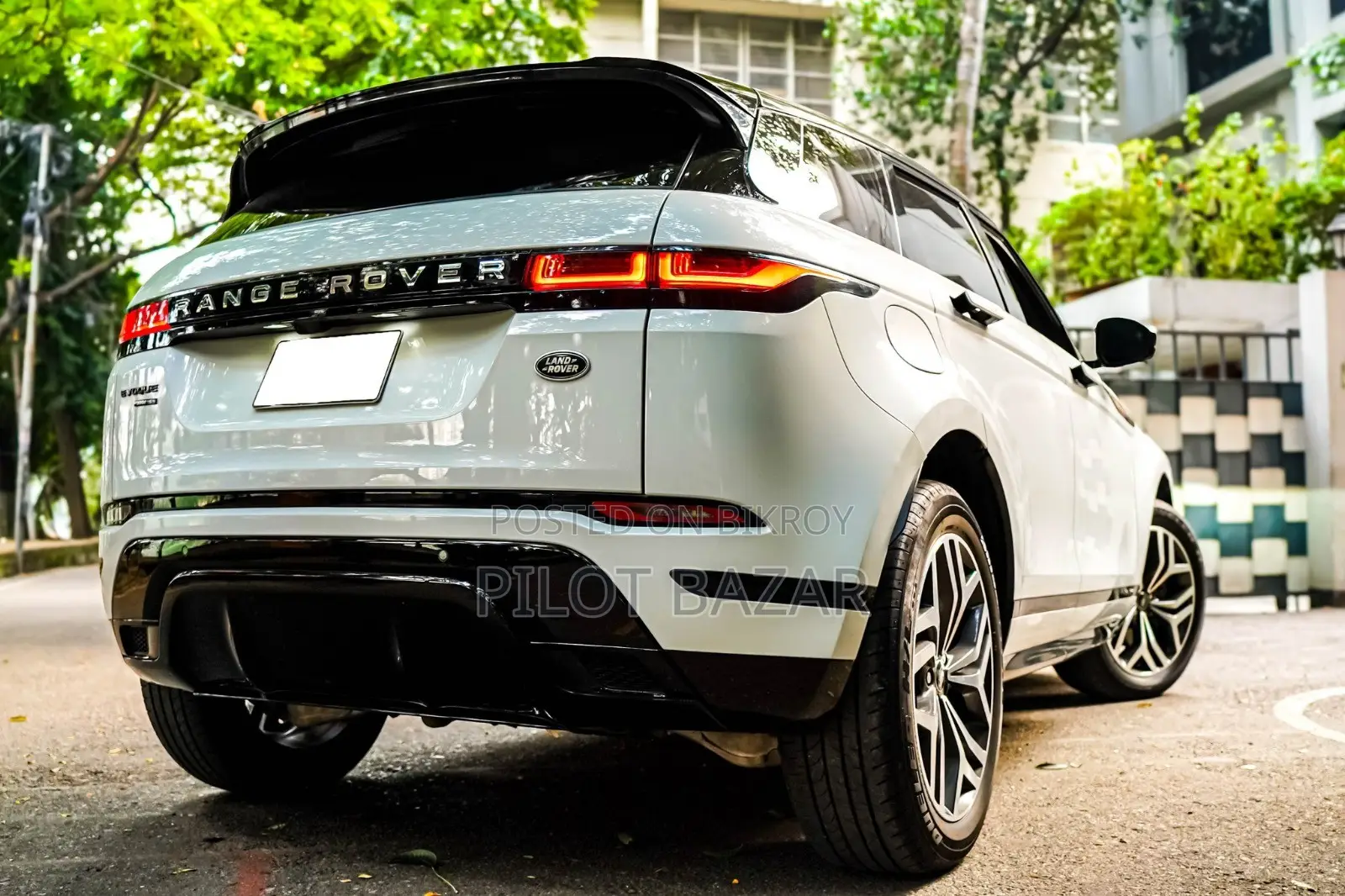 Land Rover Range Rover Evoque 2020 Pearl
