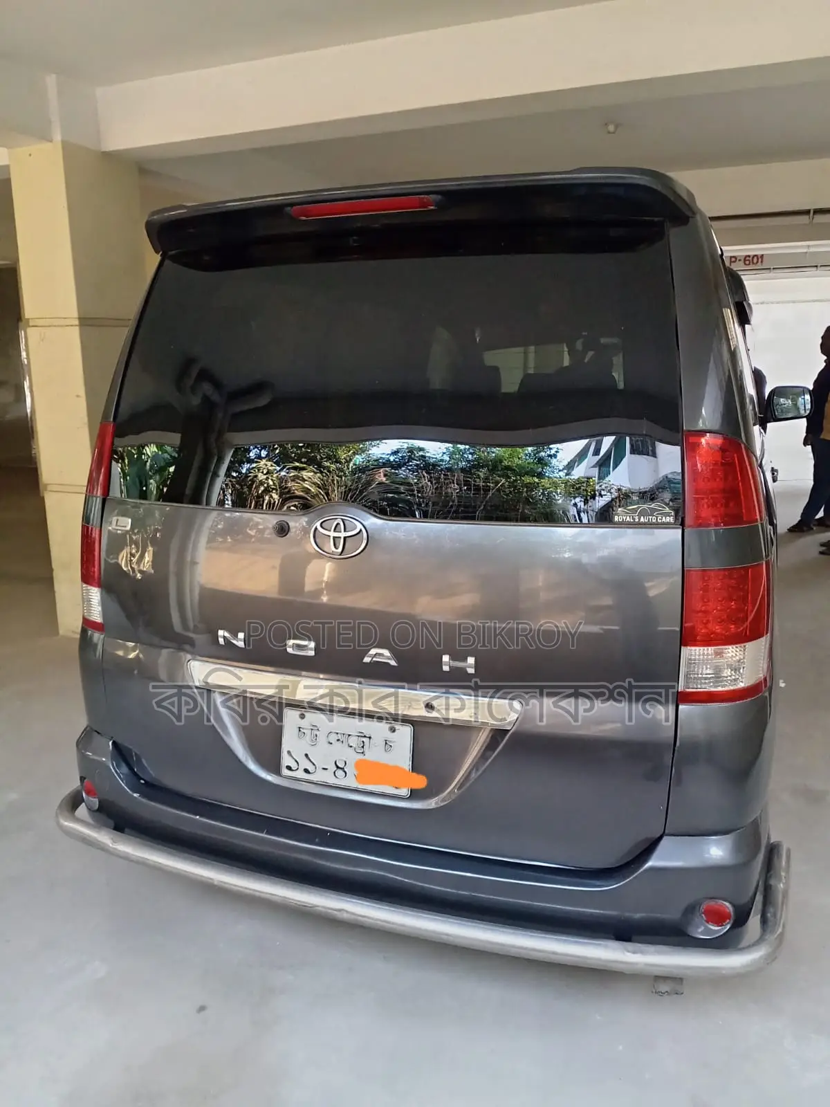 Toyota Noah x 2003