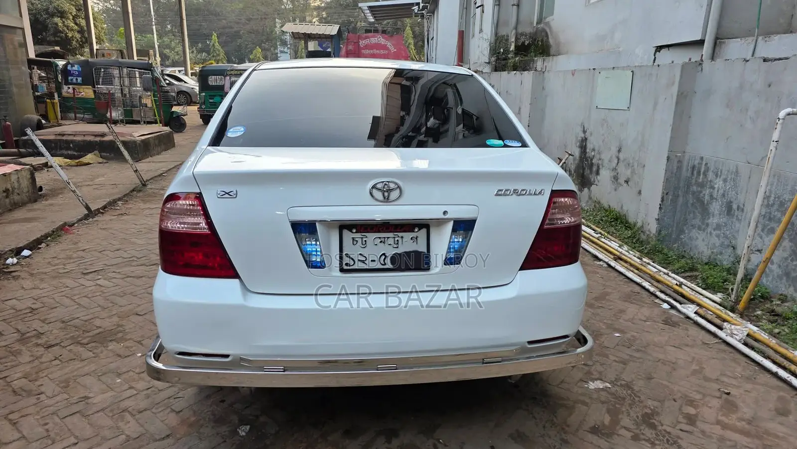 Toyota Corolla 2005 White