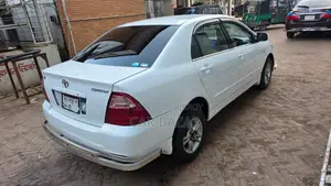 Toyota Corolla 2005 White