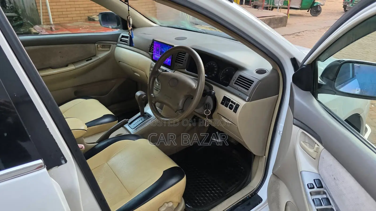 Toyota Corolla 2005 White