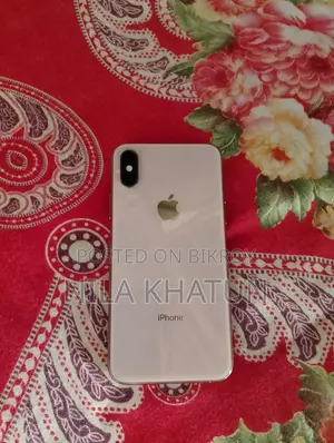 Apple iPhone XS (Used)