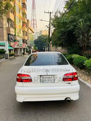 Toyota Corolla XE SALOON 110 1999