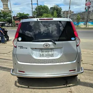 Toyota Passo Sette 7Seat 1.5L 2011