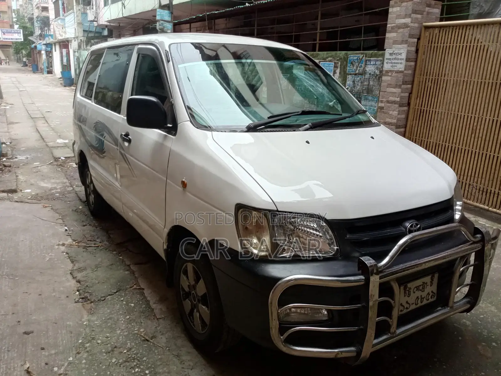 টয়োটা নোয়া কেআর৪২ ম্যানুয়াল গিয়ার ২০০৬