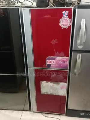 লাল রঙের 14 CFT রানিং LG ফিরিজ বিক্রি করা হবে। 1 মাস কমপেসার ওয়ারেন্টি