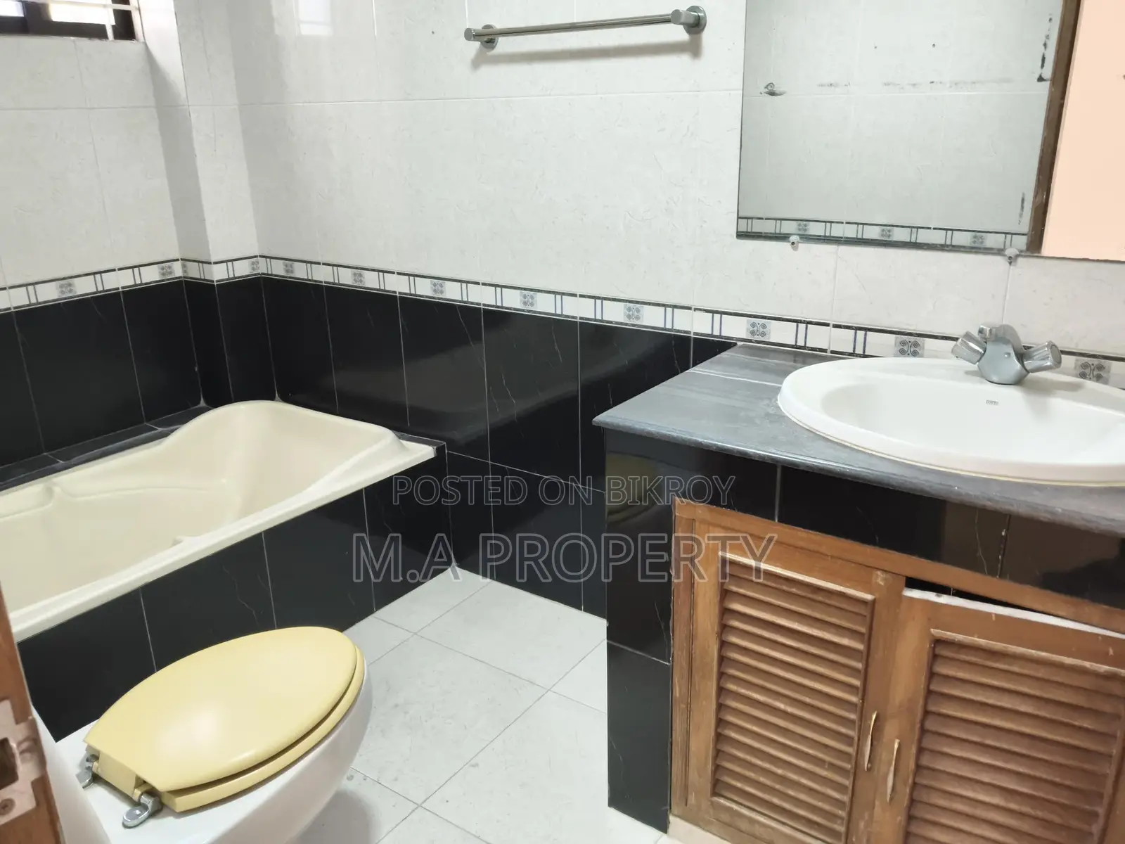 4-Bed Apt Rent in Gulshan Medal 3500sft 2-Carpark