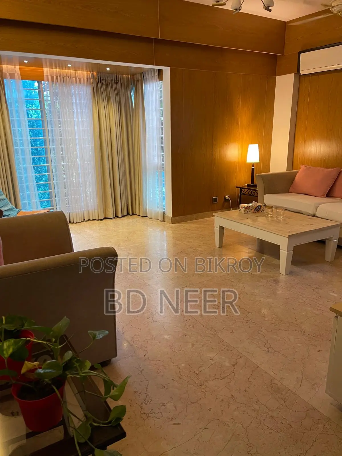 Newly Very Well Fully Furnish 3 Bed Room Apt Rent in Banani North