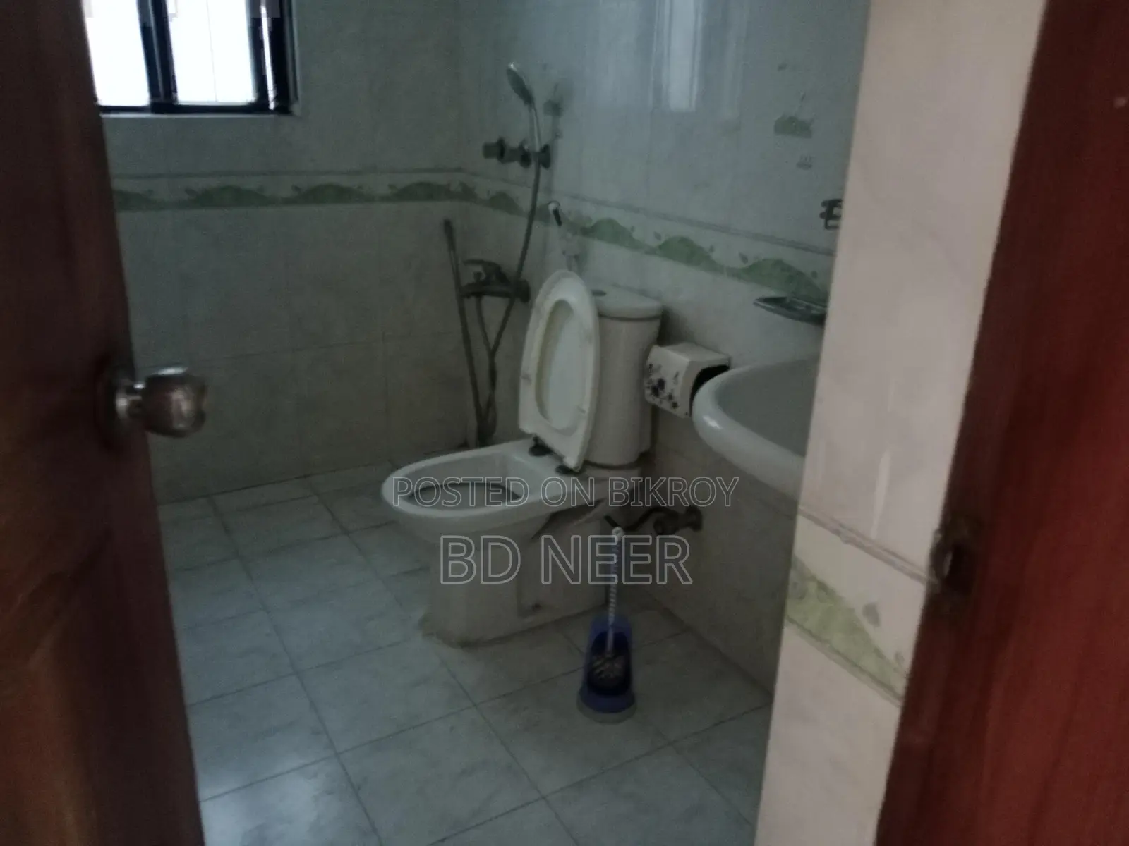 1500 Sft Office Space Available in Banani