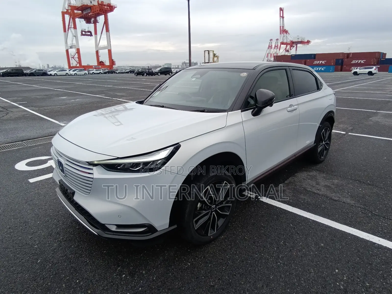 Honda Vezel E:HEV PLAY MOONROOF 2021