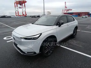 Honda Vezel E:HEV PLAY MOONROOF 2021