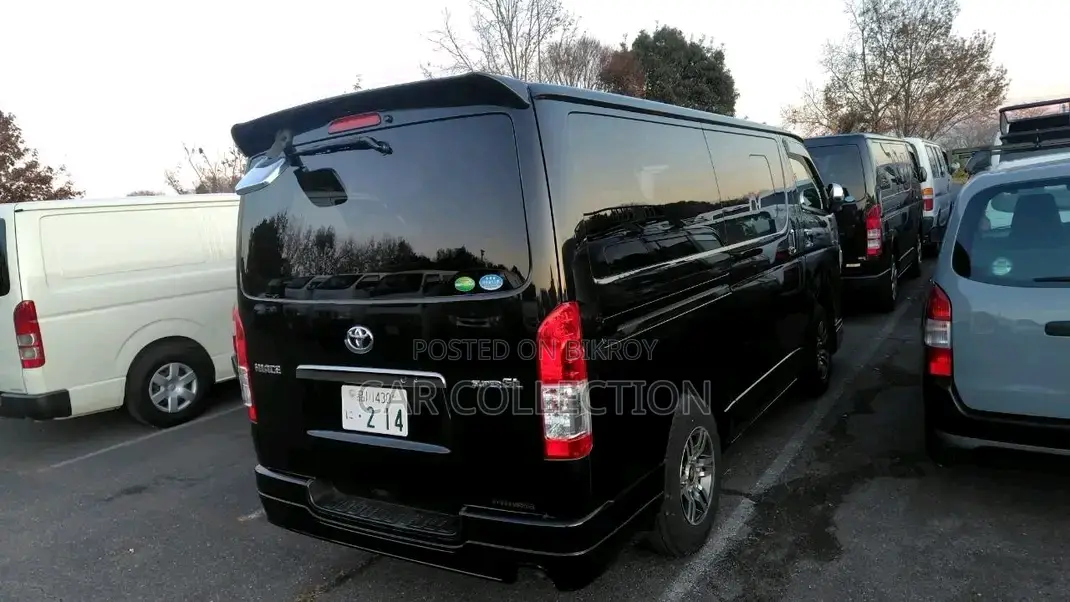 Toyota Hiace Super GL 2021