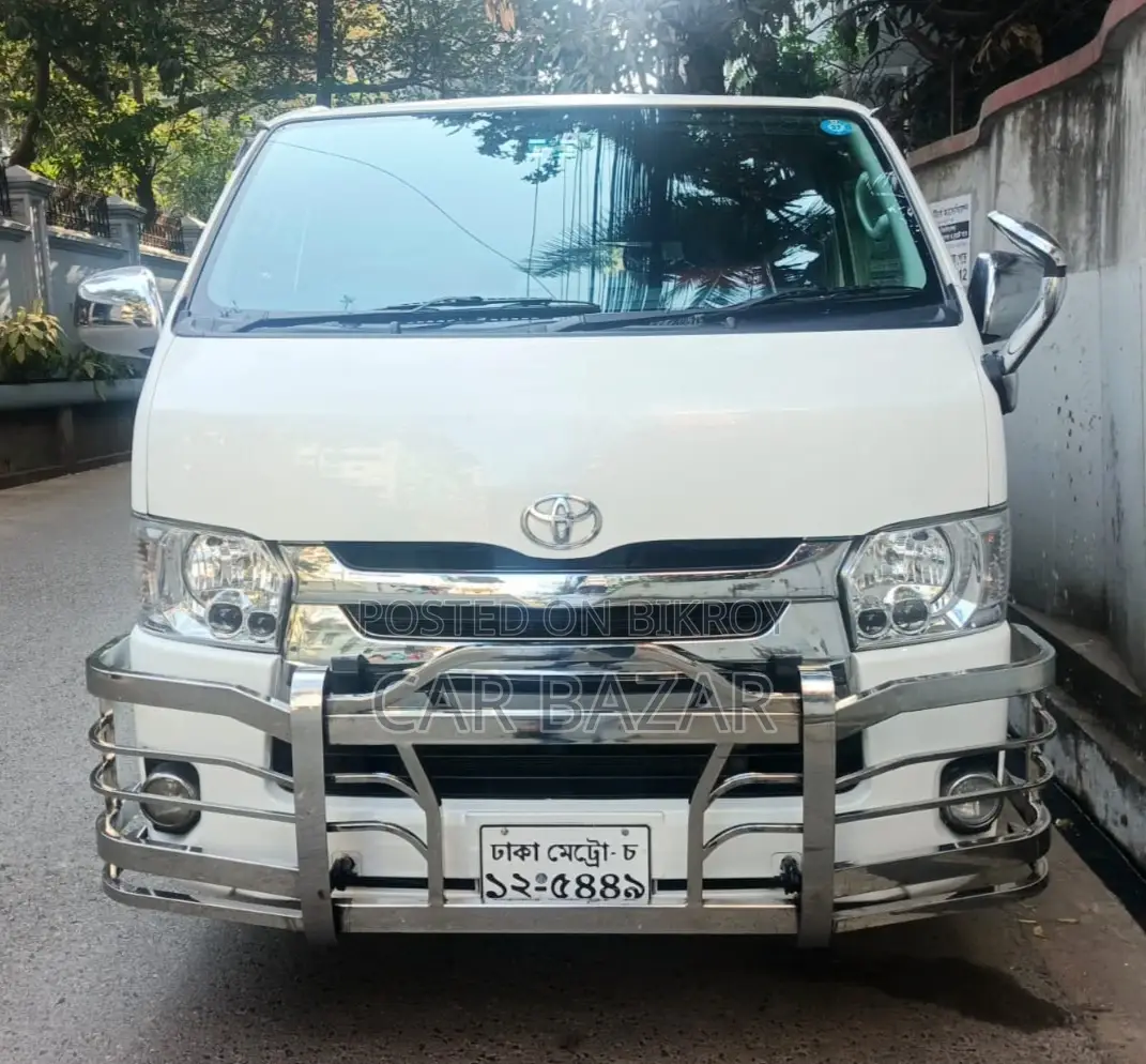 Toyota Hiace SUPER GL REGUIS AC 2018