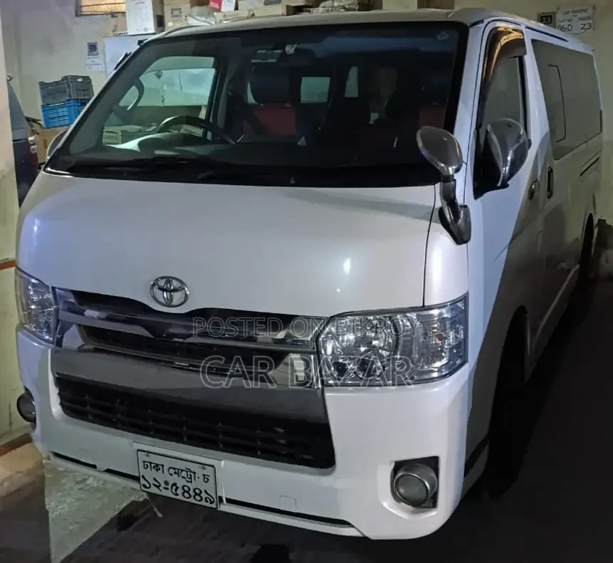 Toyota Hiace SUPER GL REGUIS AC 2018