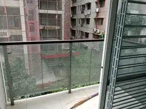 nice looking 2800 sft 4 Bed room apt available in banani North