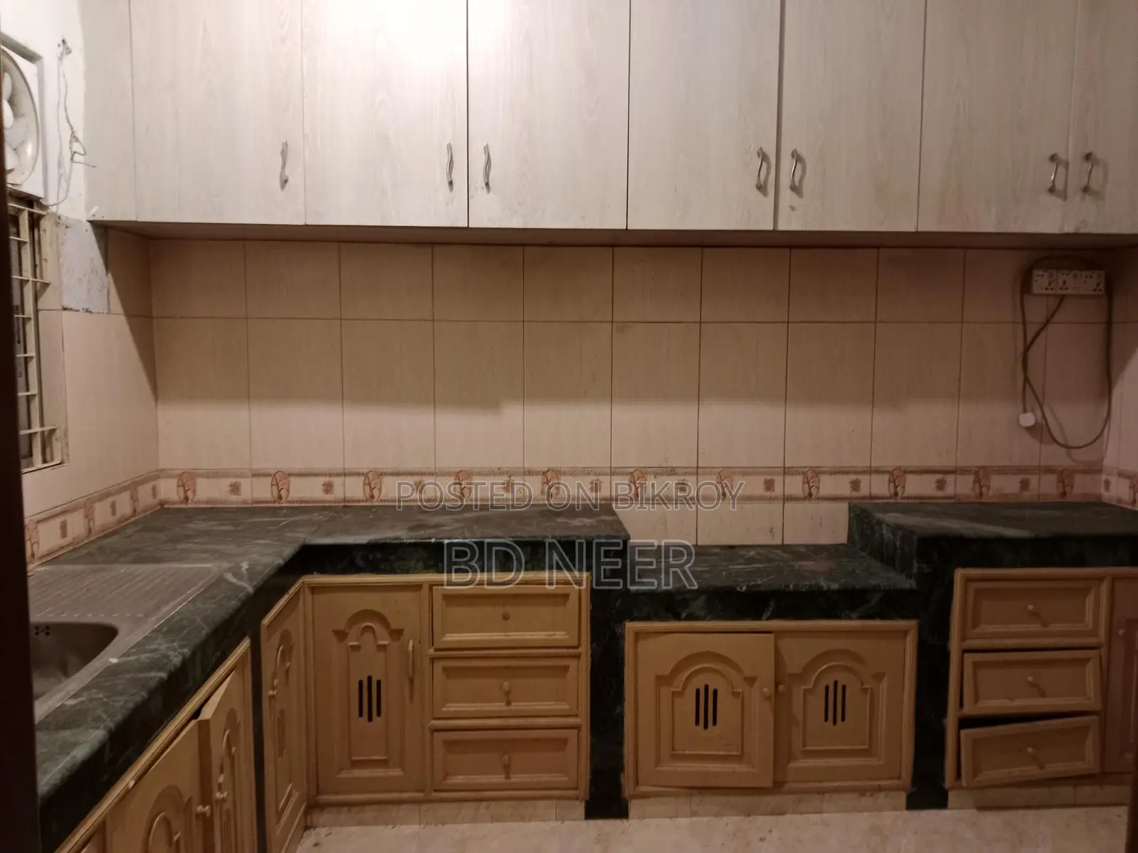 nice looking unfurnish 3 Bed room apt rent in banani North