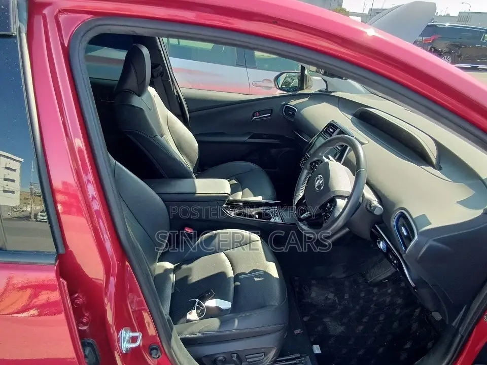 Toyota Prius A TOURING WINE 2021