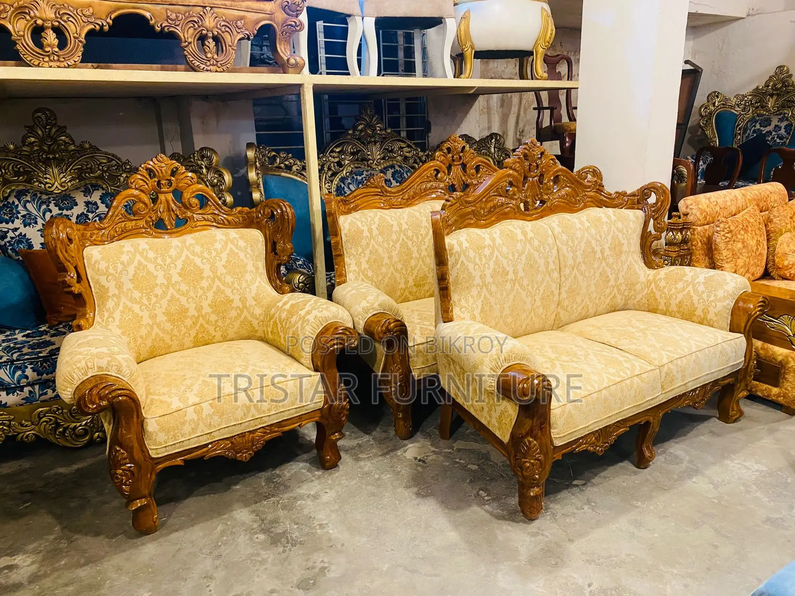 Exquisitely Designed 6-Seater Teak Wood Sofa Set