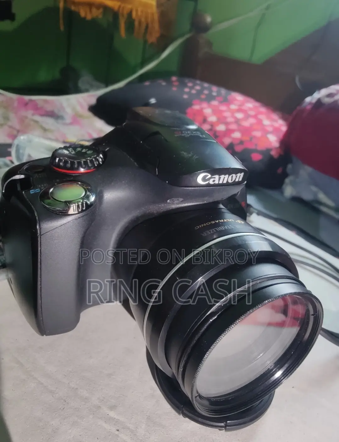 Canon SX30 IS Camera
