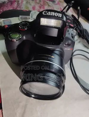 Canon SX30 IS Camera