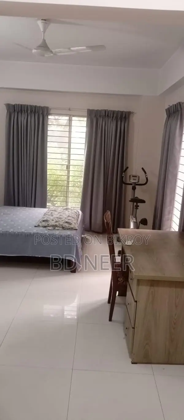 very well fully furnish apt rent in Gulshan