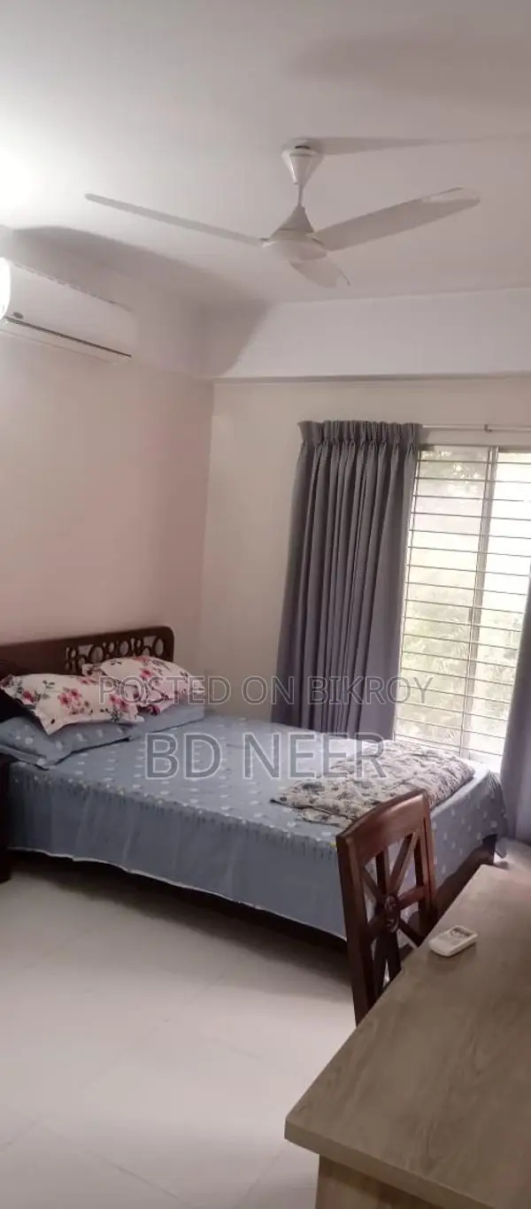 very well fully furnish apt rent in Gulshan