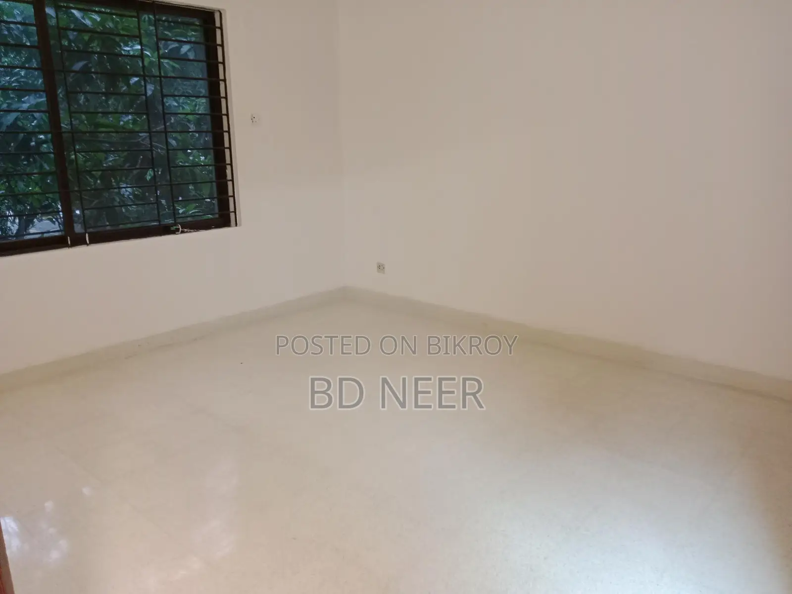 3050 sft 4 bed room apt available in Gulshan 2
