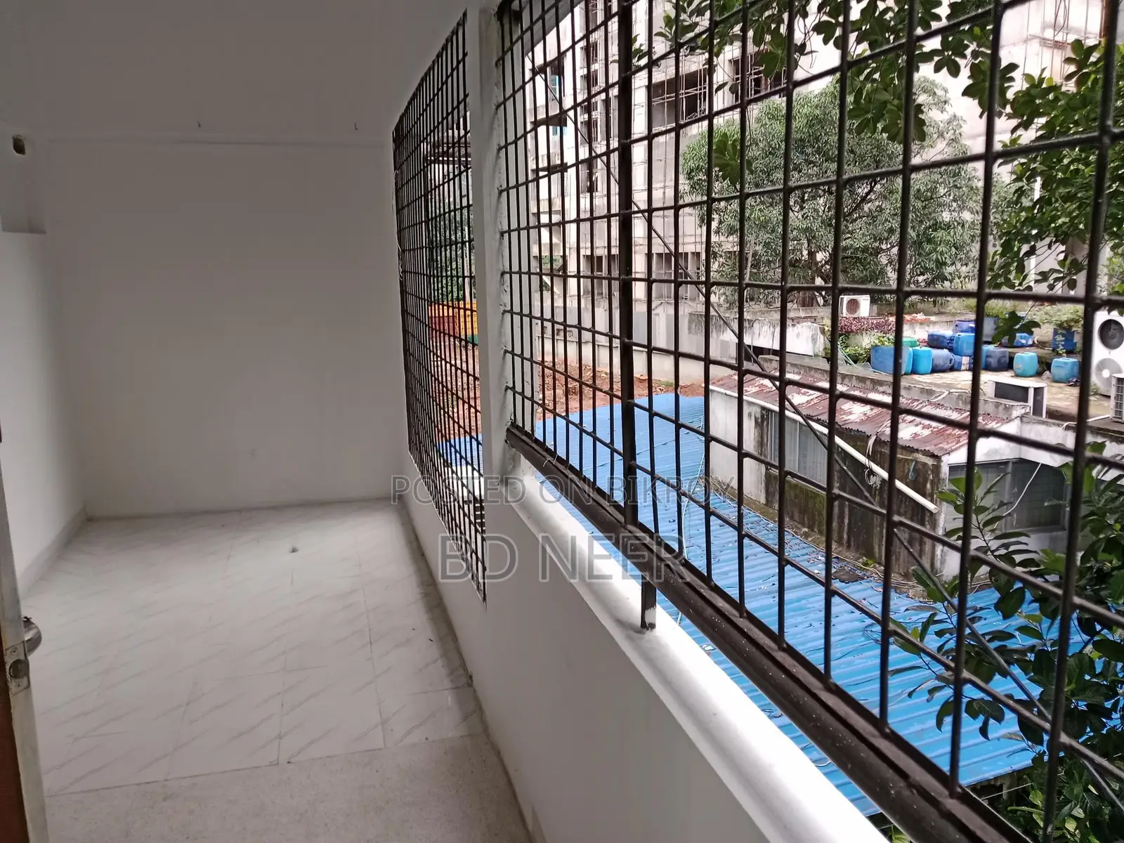 3050 sft 4 bed room apt available in Gulshan 2
