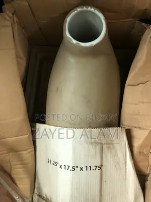 কমোড বড়