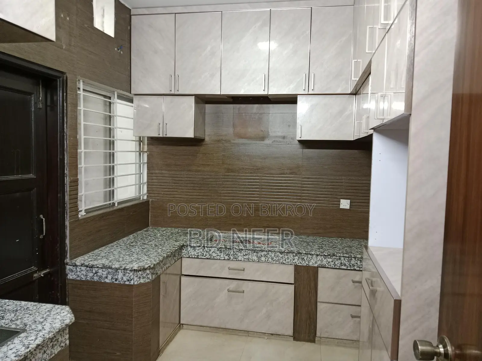 wonderful 3500 sft 4 Bed room apt rent in Gulshan 2 North side