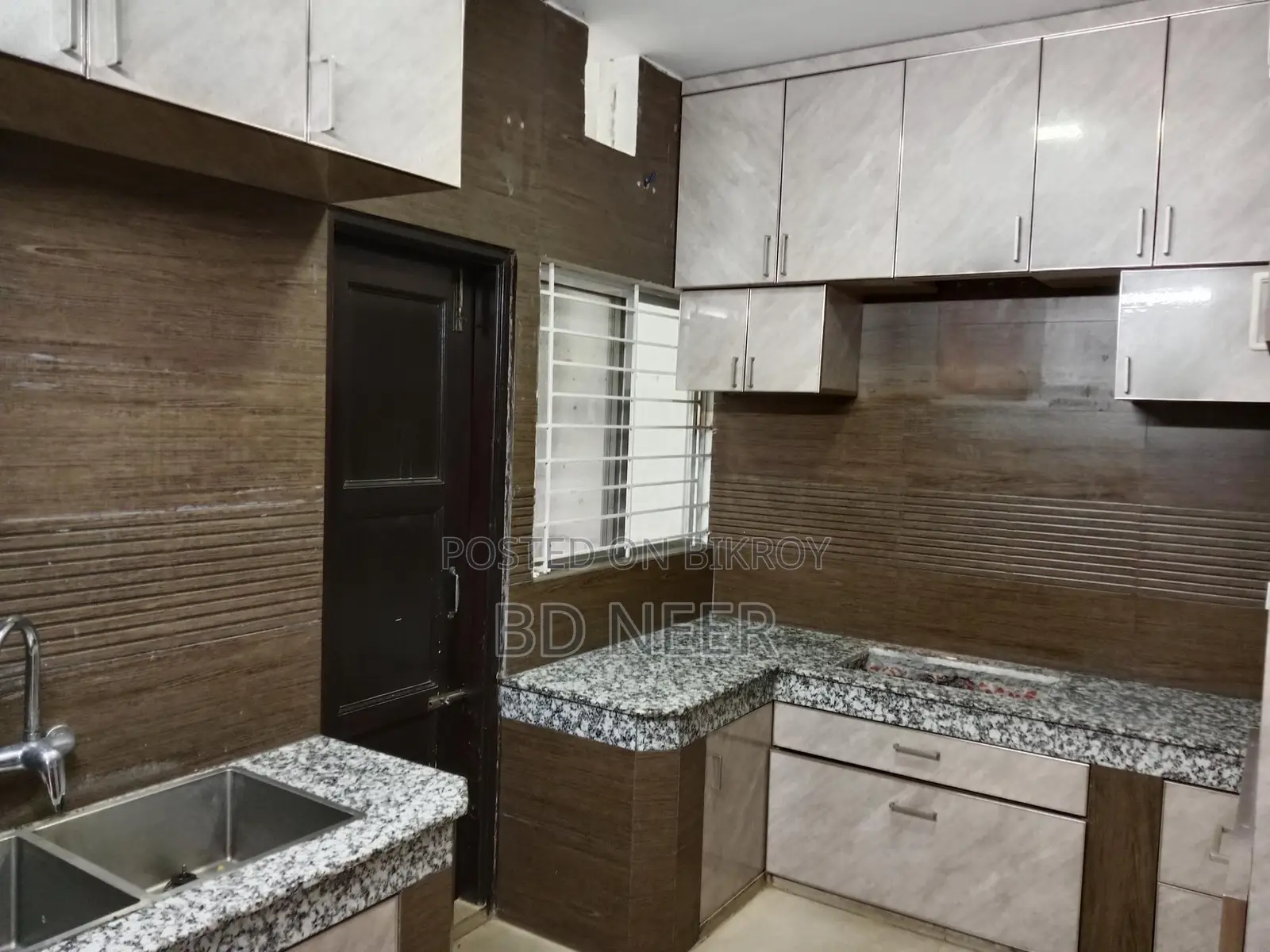wonderful 3500 sft 4 Bed room apt rent in Gulshan 2 North side