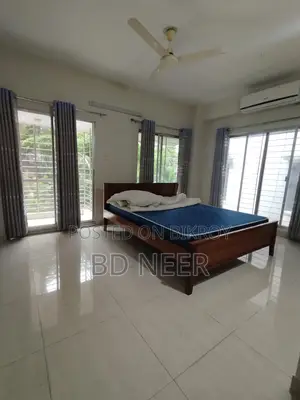 Pretty Looking 2550 Sft 3 Bed Room Apt Rent in Banani North