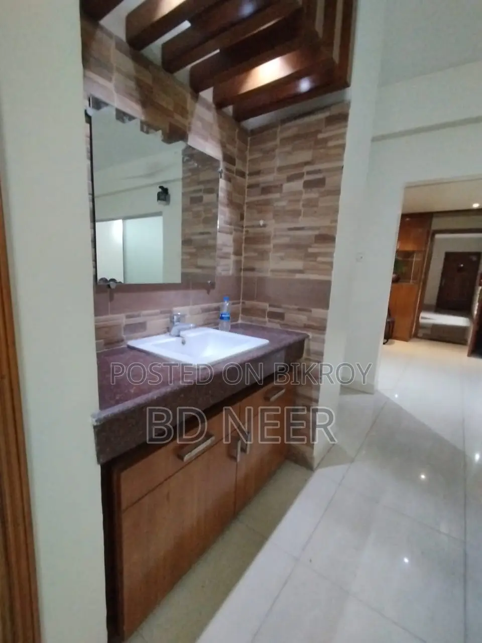 Pretty Looking 2550 Sft 3 Bed Room Apt Rent in Banani North