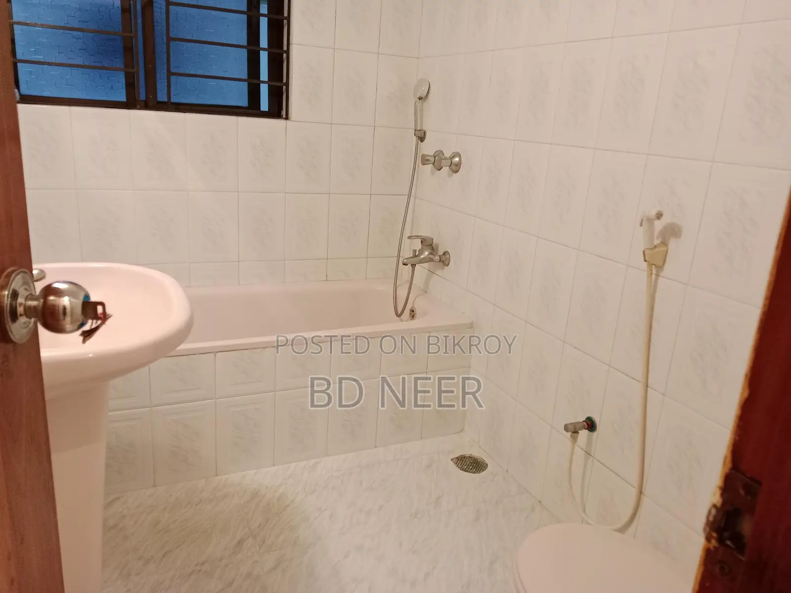 Very nice 4 bedroom apt rent in Gulshan
