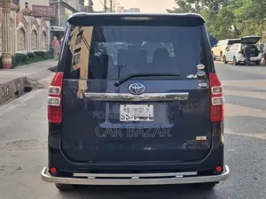 Toyota Noah X SMART BLACK 2012