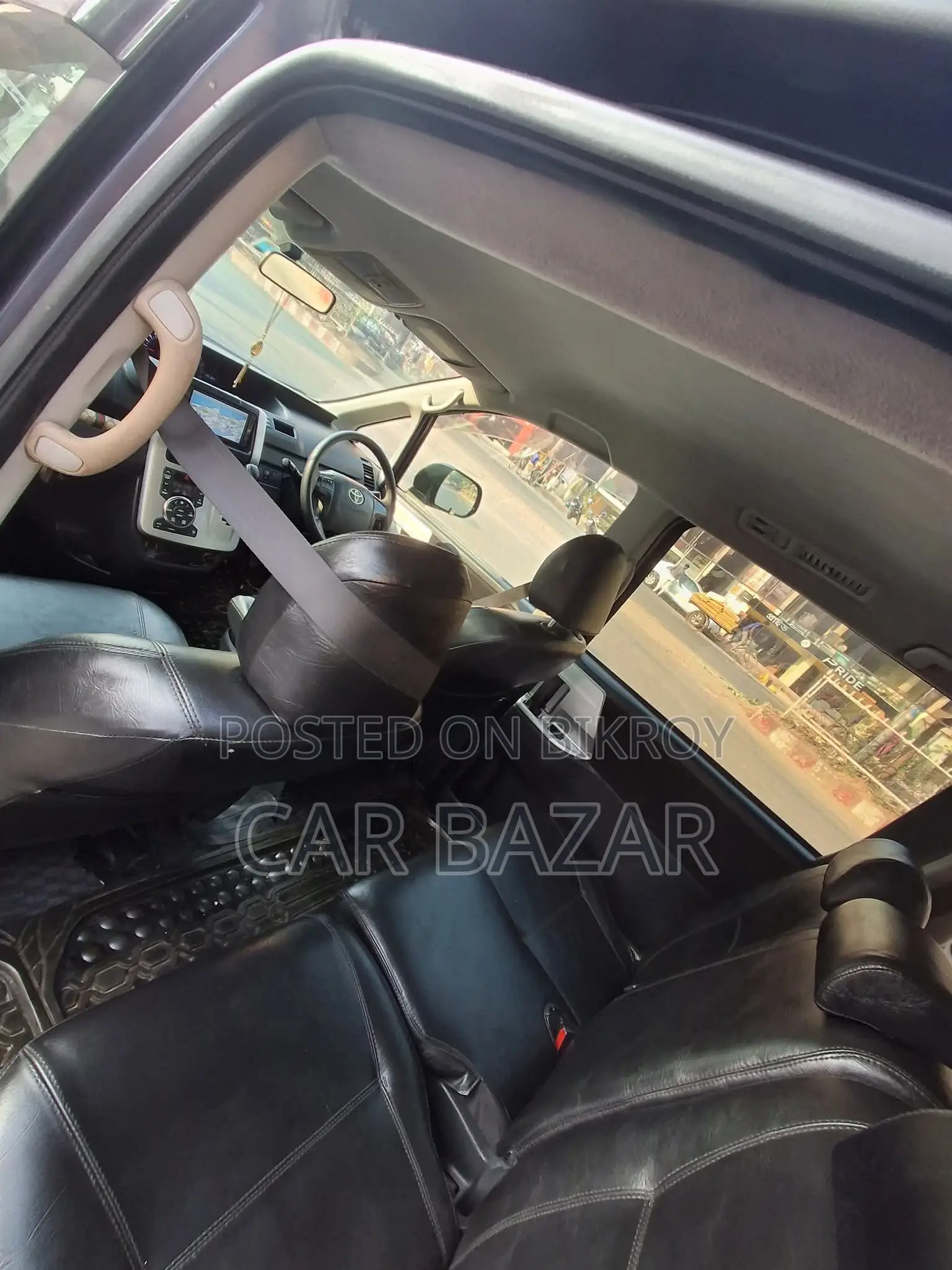 Toyota Noah X SMART BLACK 2012