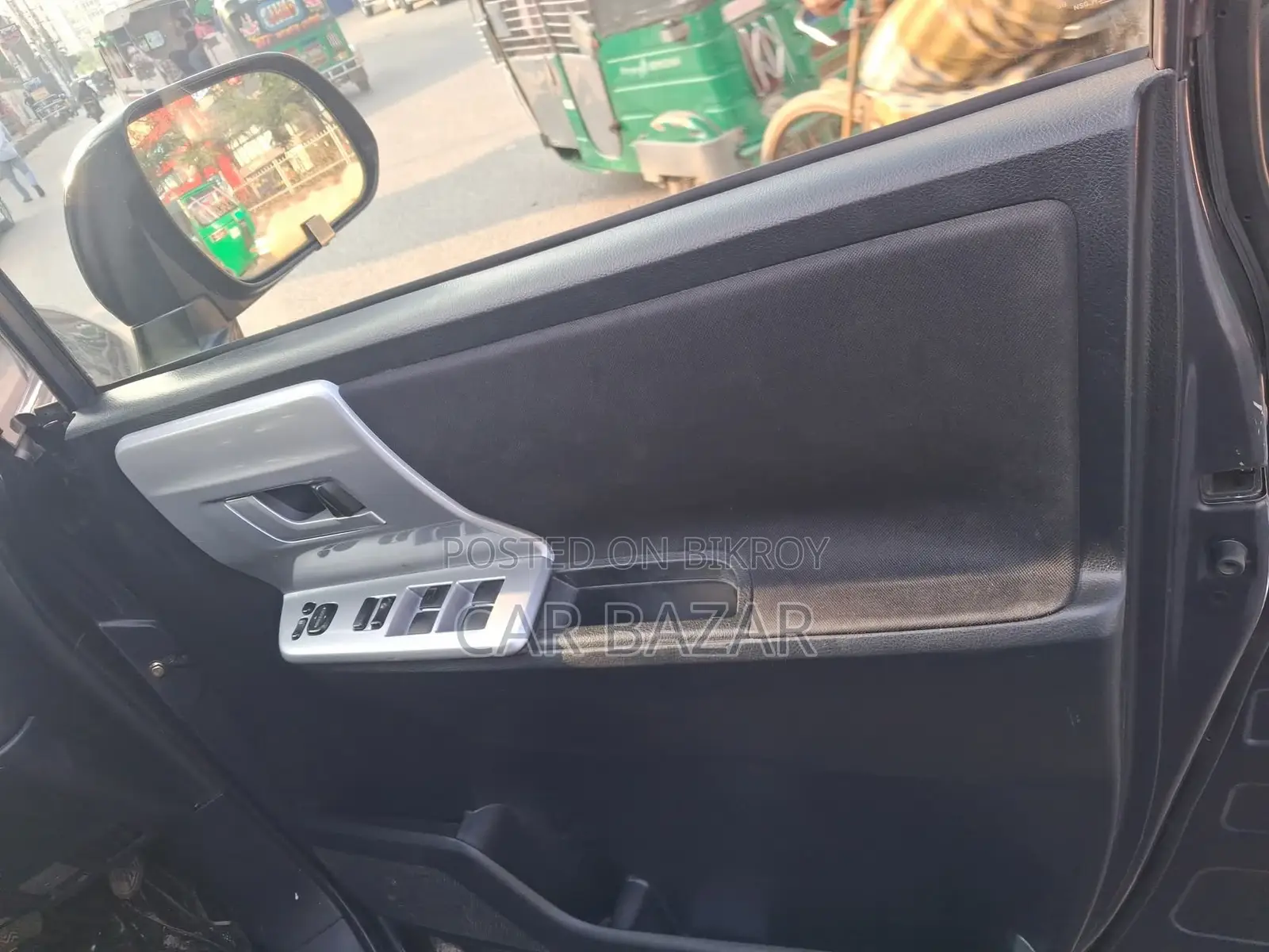 Toyota Noah X SMART BLACK 2012