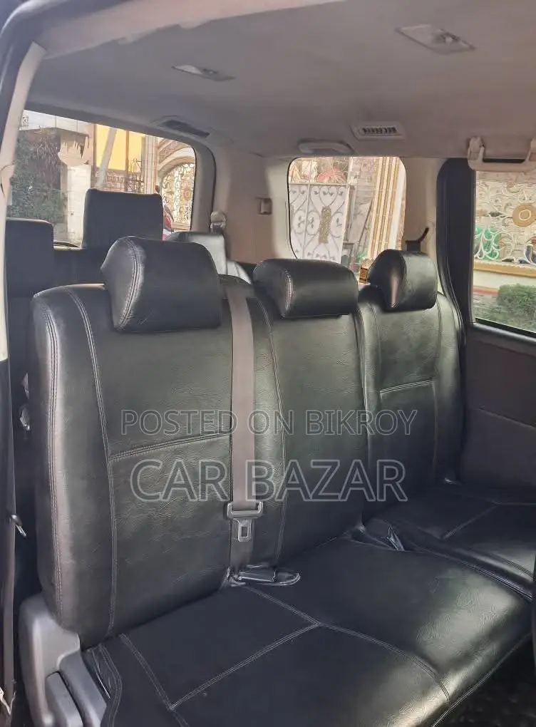 Toyota Noah X SMART BLACK 2012