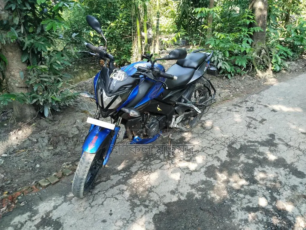 Bajaj Pulsar N 160 , 2018