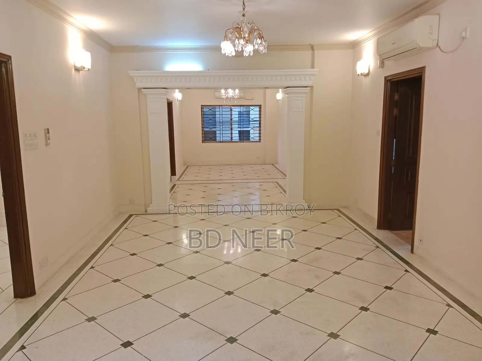 Very nine looking 4 bedroom apt rent in Gulshan 2