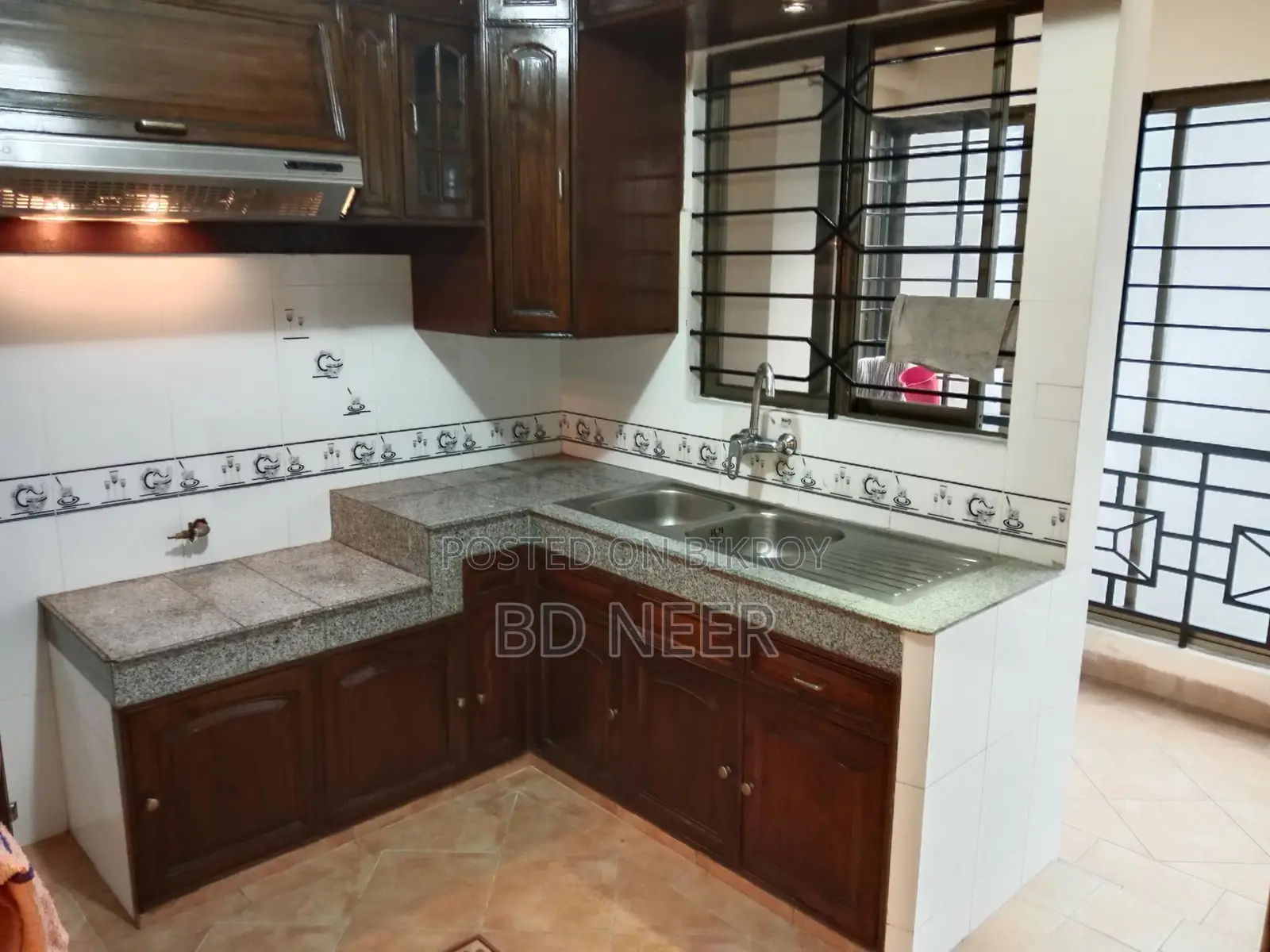 Very nine looking 4 bedroom apt rent in Gulshan 2