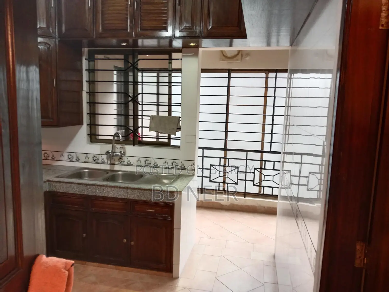 Very nine looking 4 bedroom apt rent in Gulshan 2
