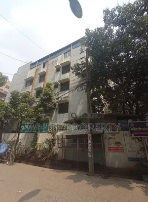 উত্তরা সেক্টর ৪-এ বাড়ি সহ কর্নার প্লট বিক্রয়