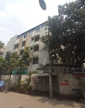 উত্তরা সেক্টর ৪-এ বাড়ি সহ কর্নার প্লট বিক্রয়