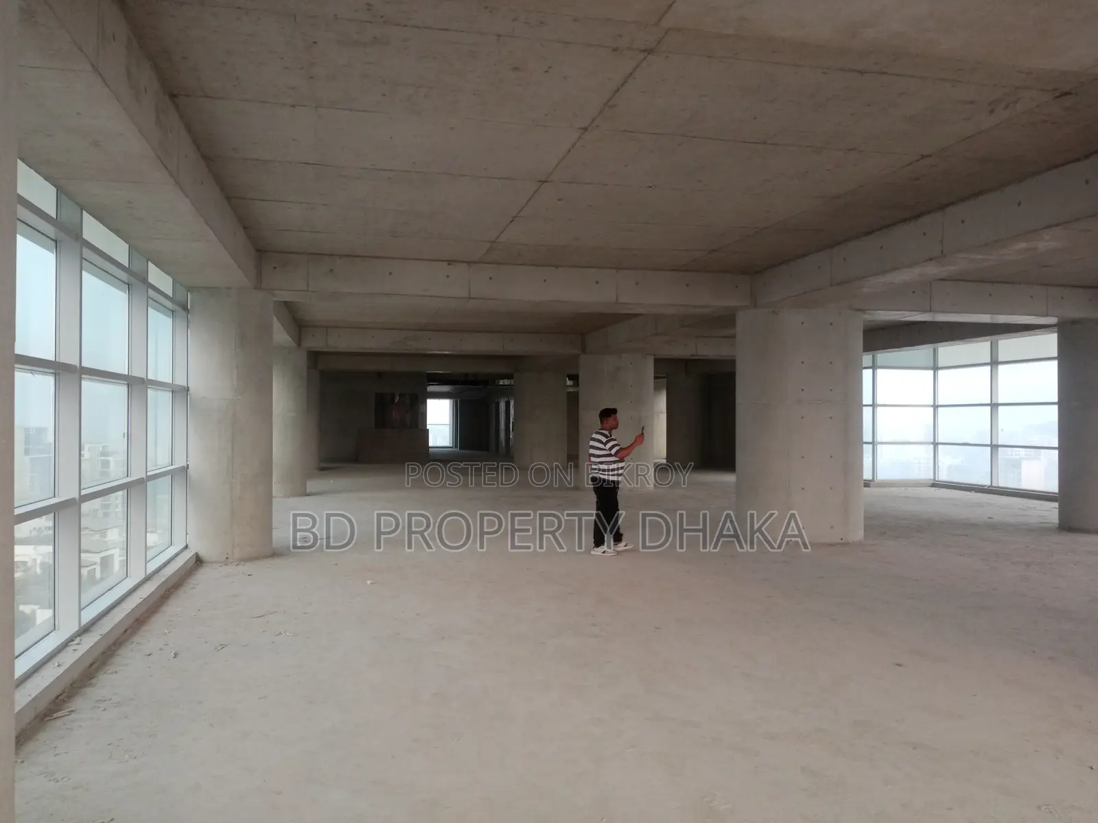 8500sft Gulshan Avenue Commercial Open Space