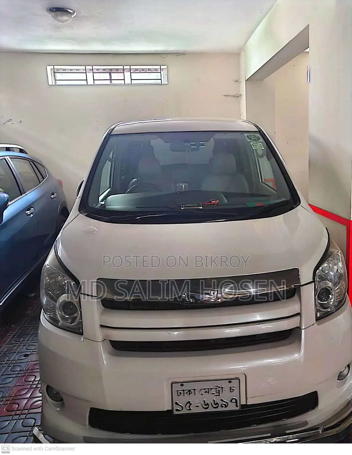Toyota Noah 2009