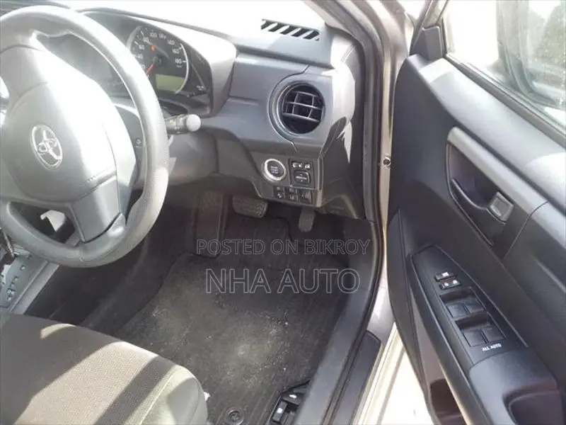 Toyota Axio EX PKG PUSH START 2022