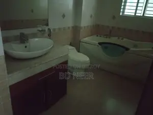 গুলশান ২-এ এক্সক্লুসিভ সম্পূর্ণ ফার্নিশড ৪ বেডরুমের অ্যাপার্টমেন্ট ভাড়া